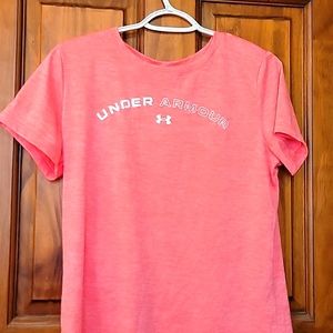 Under Armour Girls pink medium shirt